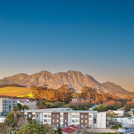 Wink Aparthotel Quiver Tree Stellenbosch Buitenkant foto