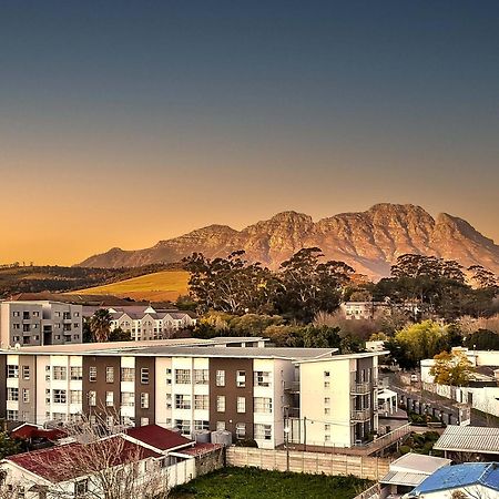 Wink Aparthotel Quiver Tree Stellenbosch Buitenkant foto