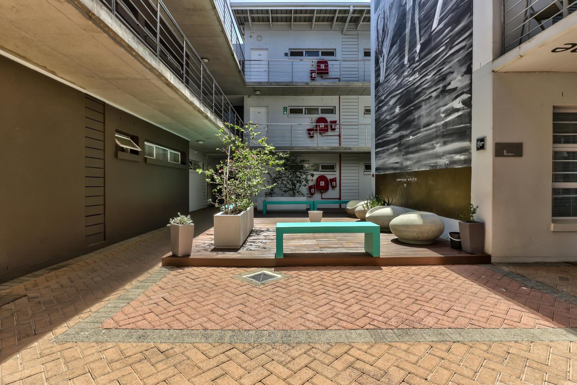 Wink Aparthotel Quiver Tree Stellenbosch Buitenkant foto